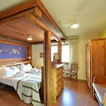 De Charme Jour Et Nuit Bed & Breakfast 4*