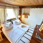 Bed and Breakfast De Charme Jour Et Nuit Torgnon