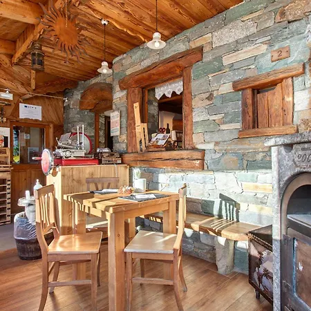 Bed & Breakfast De Charme Jour Et Nuit 4*