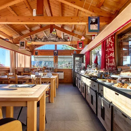 De Charme Jour Et Nuit Bed & Breakfast 4*
